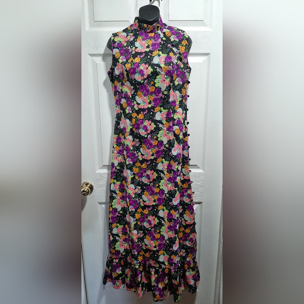 Vintage Asian Inspired Maxi Long Formal Dress Sleeveless Floral See Measurements